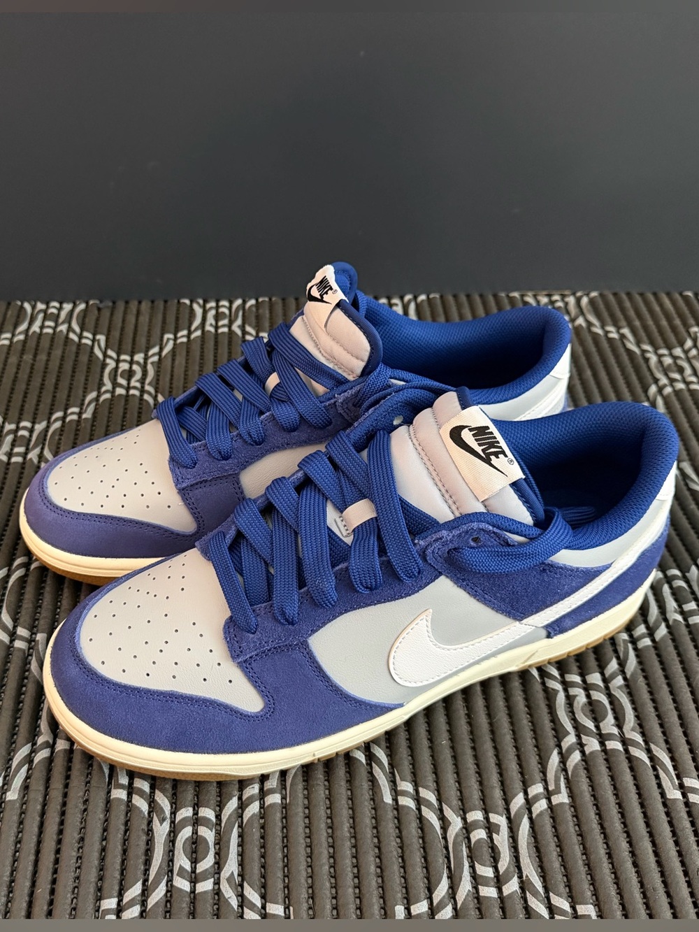 Men’s Nike Dunk Low Retro SE (Deep Royal Blue Gum) IB6399-003